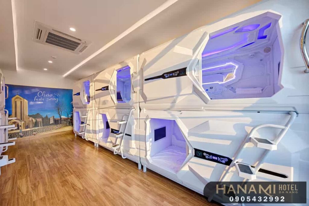 Capsule Hotel là gì