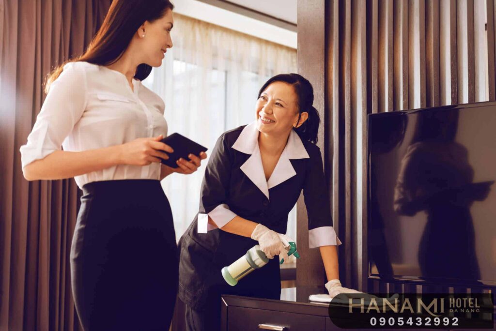 Housekeeping là gì